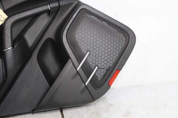 Porsche 958 92A Cayenne Rear Left Door Panel 7P5867211, 95855520211