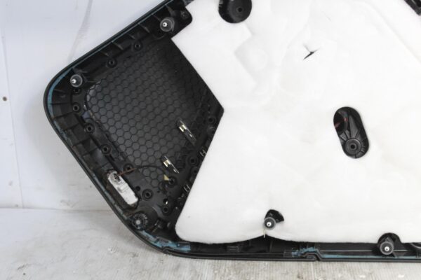 Porsche 958 92A Cayenne Rear Left Door Panel 7P5867211, 95855520211