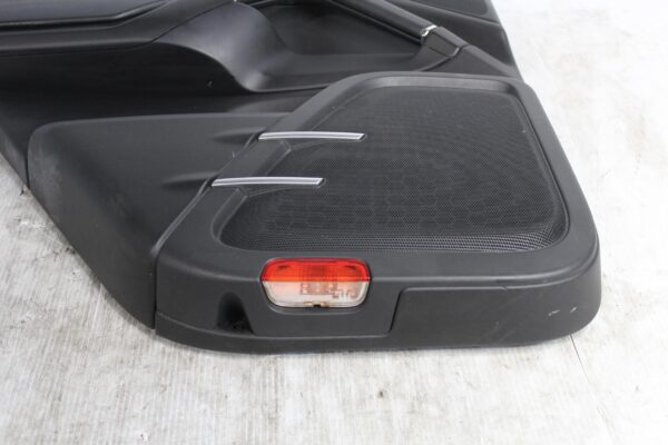 Porsche 958 92A Cayenne Rear Left Door Panel 7P5867211, 95855520211