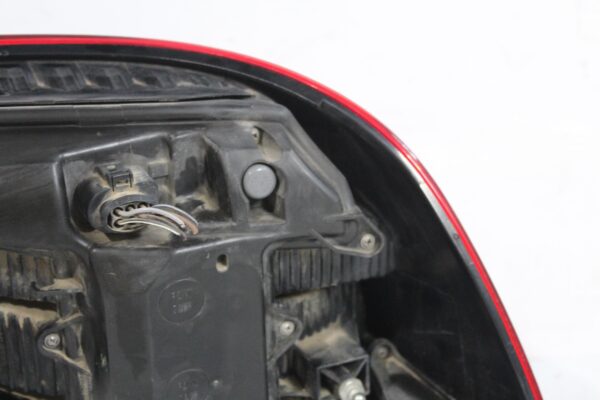 Porsche 957 9PA Cayenne Rear Left Tail Light 95563148701, 95563148702