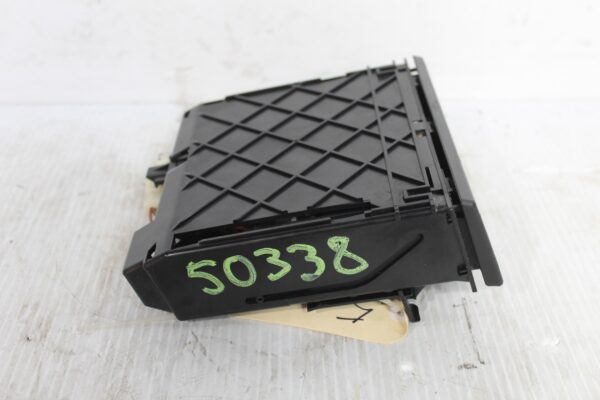 Porshe 955 957 9PA Cayenne Centre Ash Tray Compartment 7L5857321B, 95555224502