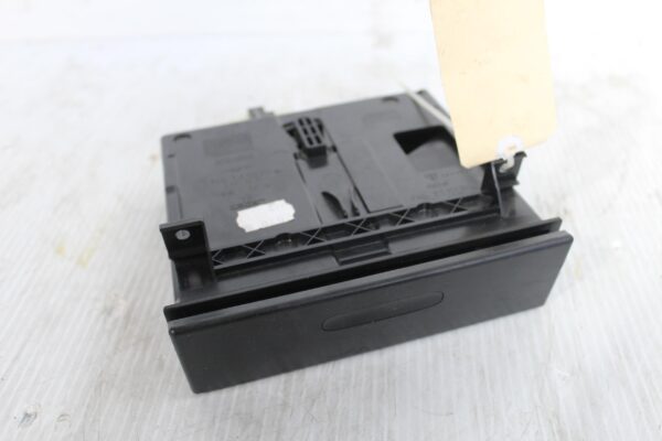 Porshe 955 957 9PA Cayenne Centre Ash Tray Compartment 7L5857321B, 95555224502