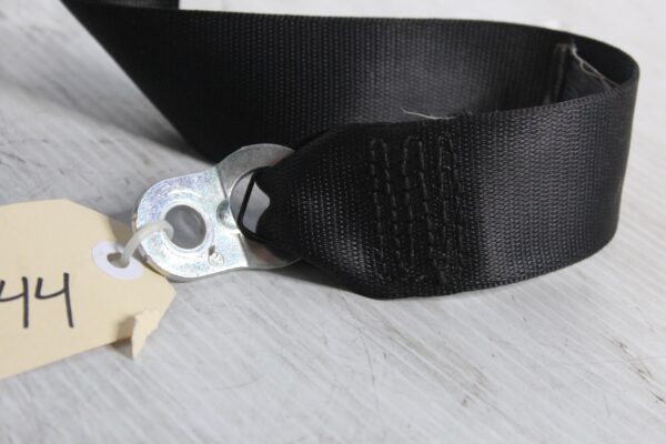 Porsche 955 957 9PA Cayenne Rear Left Seatbelt Tensioner 609533100