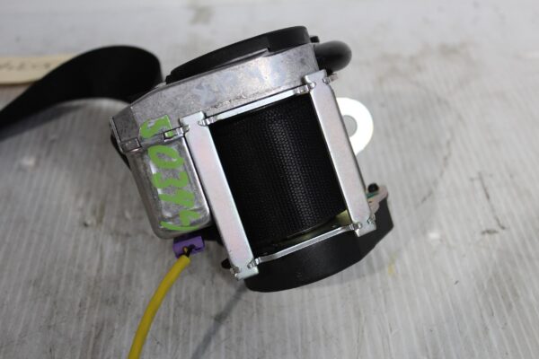 Porsche 955 957 9PA Cayenne Rear Left Seatbelt Tensioner 609533100