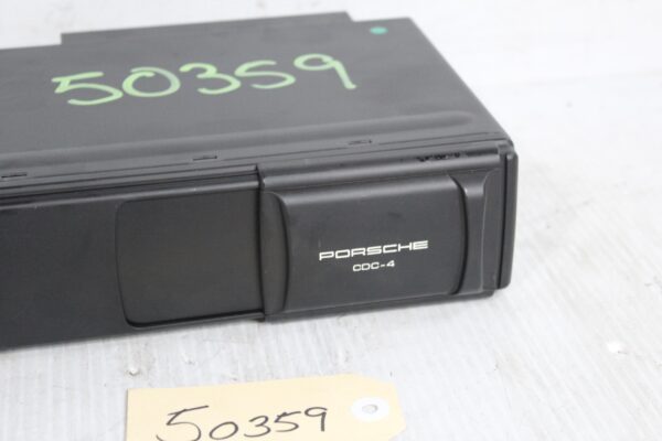 Porsche 955 957 9PA Cayenne 4-Disk CD Changer 7L5035111D, 99764514003