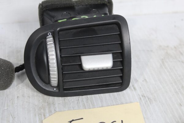 Porsche 955 957 9PA Cayenne Left Dash Vent 7L5819703B, 95555222502