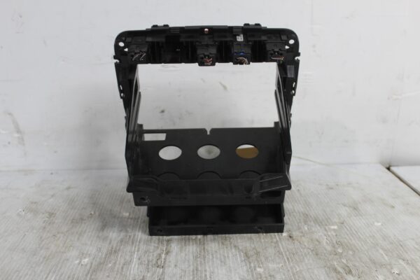 Porsche 955 957 9PA Cayenne Radio Mount Support Bracket 7L5857093C