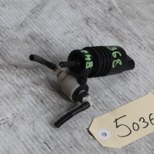 Porsche 955 957 9PA Windowscreen Window Washer Pump 1K6955651, 95562817201 - Image 2