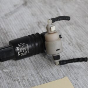 Porsche 955 957 9PA Windowscreen Window Washer Pump 1K6955651, 95562817201 - Image 7