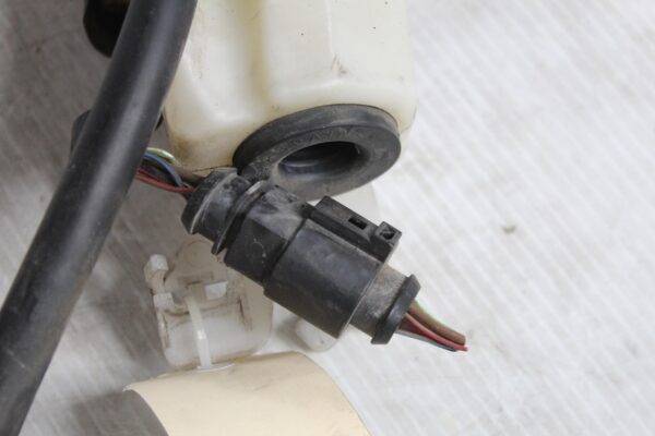 Porsche 955 957 9PA Windscreen Wiper Washer Reservoir 7L0955453FG, 95552870300