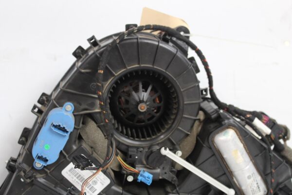 Porsche 955 957 9PA Cayenne Heater Casing Evaporator Blower Fan 95557233900