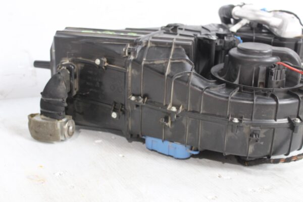 Porsche 955 957 9PA Cayenne Heater Casing Evaporator Blower Fan 95557233900