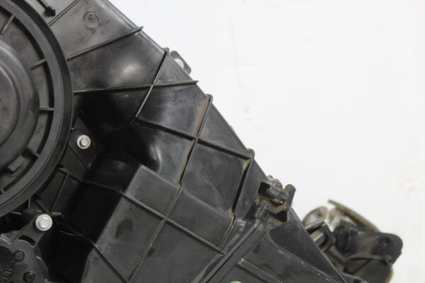 Porsche 955 957 9PA Cayenne Heater Casing Evaporator Blower Fan 95557233900