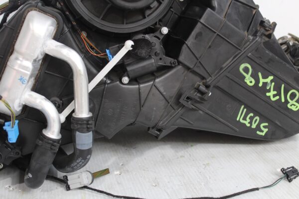 Porsche 955 957 9PA Cayenne Heater Casing Evaporator Blower Fan 95557233900