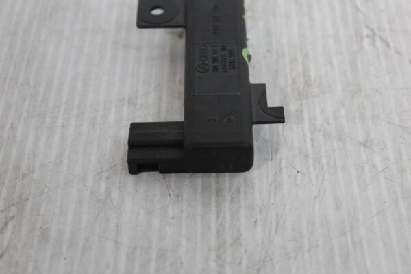 Porsche 955 957 9PA Cayenne Antenna Airel 95564710100, 3D0909141E