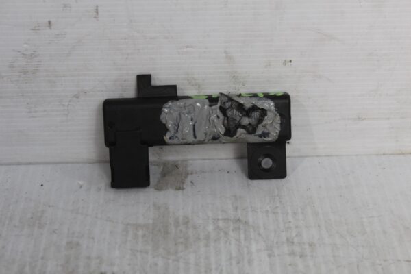 Porsche 955 957 9PA Cayenne Antenna Airel 95564710100, 3D0909141E