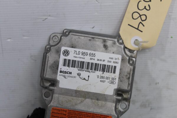 Porsche 955 957 Cayenne SRS Airbag Module Control Unit 95561821910, 95561821911