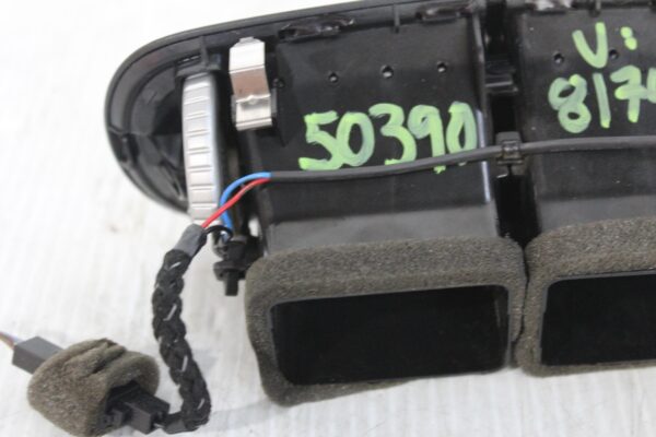 Porsche 955 957 9PA Cayenne Rear Centre Aircon AC Vent 95555226303, 7L5819203C