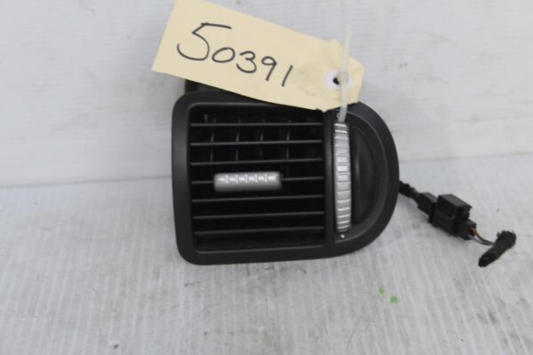 Porsche 957 955 9PA Right AC Aircon Vent Assembly 7L5819704B