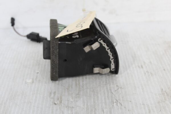 Porsche 957 955 9PA Right AC Aircon Vent Assembly 7L5819704B