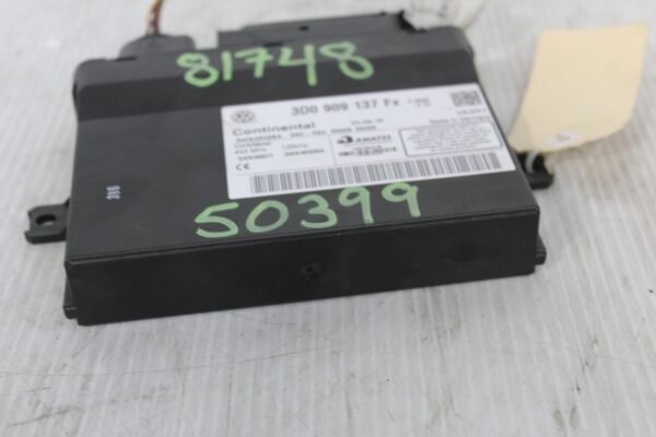 Porsche 955 957 Cayenne Immobiliser KESSY Module Control Unit 95561803508