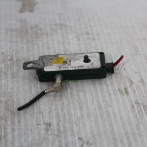 Porsche 957 Cayenne TV Antenna Ariel Right 95564726200, 7L5035225G - Image 3