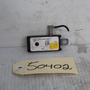 Porsche 957 Cayenne TV Antenna Ariel LEFT 95564726100, 7L5035225F