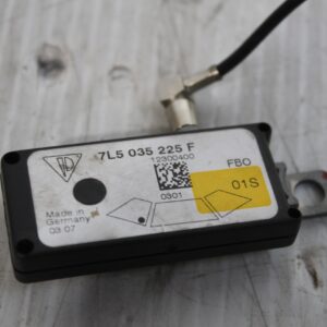 Porsche 957 Cayenne TV Antenna Ariel LEFT 95564726100, 7L5035225F - Image 8
