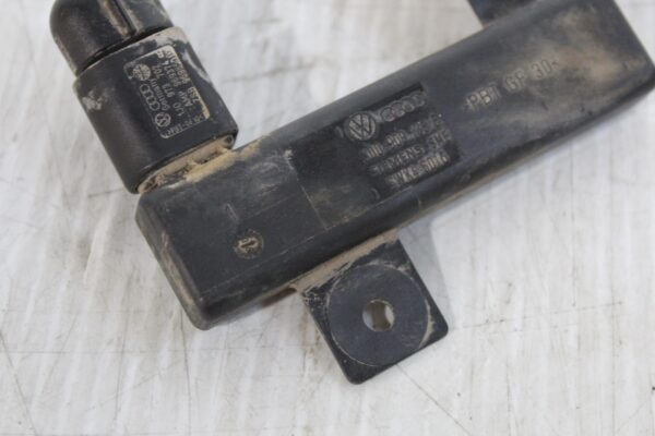 Porsche 955 957 Cayenne Antenna Ariel 95564710200, 3D0909133E