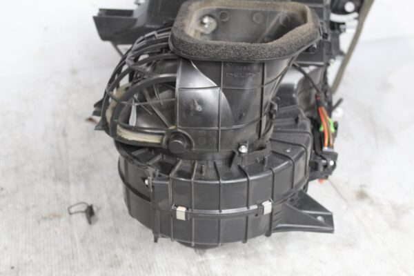 Porsche 955 957 Cayenne Heater Core Box Assembly 7L0820005