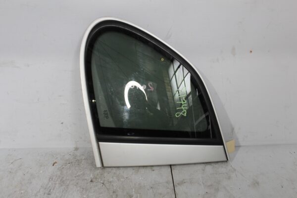 Porsche 955 957 Cayenne Rear Left Quarter Window Glass 95554311225, 95554311263