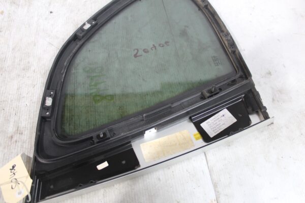 Porsche 955 957 Cayenne Rear Left Quarter Window Glass 95554311225, 95554311263