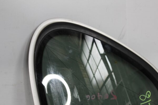 Porsche 955 957 Cayenne Rear Left Quarter Window Glass 95554311225, 95554311263