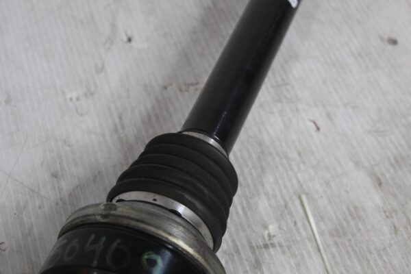 Porsche 958 Cayenne 3.0L Rear Driveshaft Axle 95833202430, 95833202432