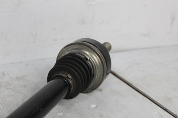 Porsche 958 Cayenne 3.0L Rear Driveshaft Axle 95833202430, 95833202432