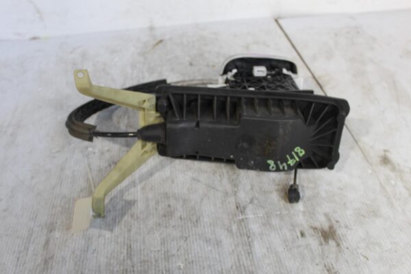 Porsche 955 957 Cayenne Turbo Gear Selector Mechanism 95542601101, 7L5713025H