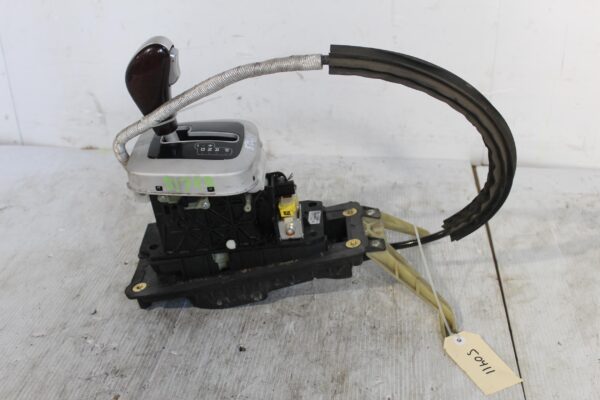 Porsche 955 957 Cayenne Turbo Gear Selector Mechanism 95542601101, 7L5713025H