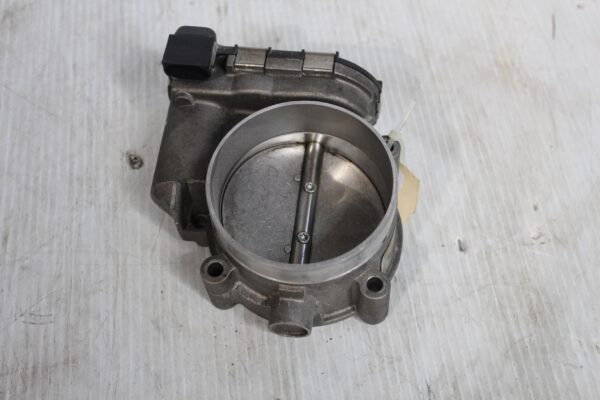 Porsche 957 Cayenne Turbo S Throttle Body 94860511600