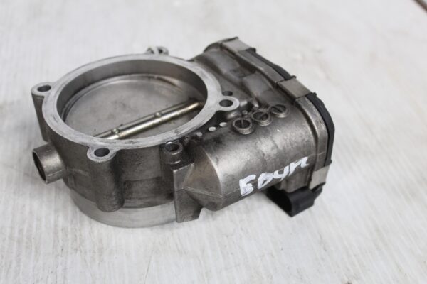 Porsche 957 Cayenne Turbo S Throttle Body 94860511600