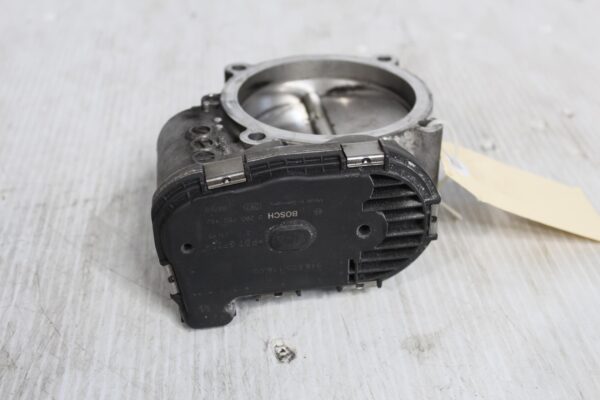 Porsche 957 Cayenne Turbo S Throttle Body 94860511600
