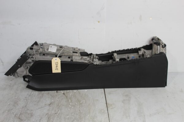 Porsche 95B Macan Centre Console 95B863239D, 95B863241
