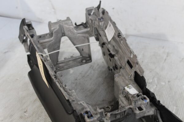 Porsche 95B Macan Centre Console 95B863239D, 95B863241