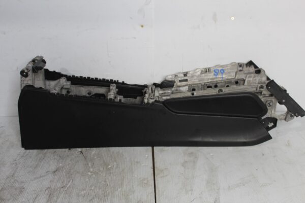 Porsche 95B Macan Centre Console 95B863239D, 95B863241