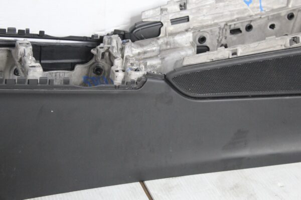 Porsche 95B Macan Centre Console 95B863239D, 95B863241