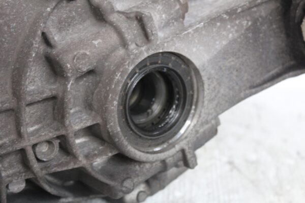 Porsche 92A 958 Cayenne S Rear Diff Differential 95835001020, 95835001105