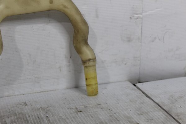 Porsche 955 957 Cayenne Washer Bottle Neck 95552860502, 7L5955463B