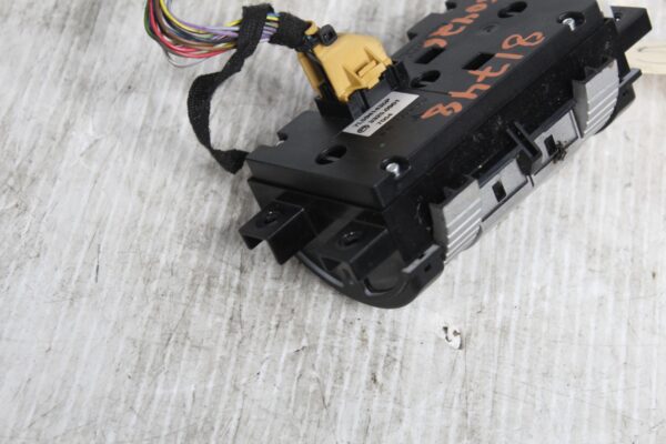 Porsche 955 957 Cayenne PASM Air Suspension Chassis Control Switch 95561325700