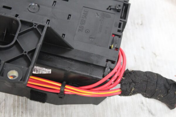 Porsche 955 957 9PA Cayenne Power Distribution Box 95561030801, 7L0937555A