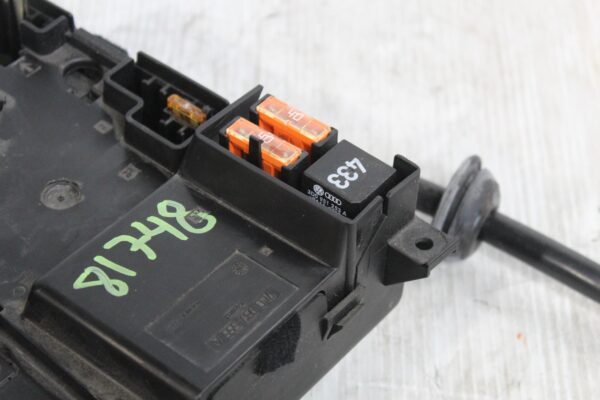 Porsche 955 957 9PA Cayenne Power Distribution Box 95561030801, 7L0937555A