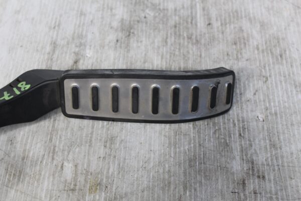 Porsche 9PA 955 957 Cayenne Accelerator Throttle Pedal 95542302450, 7L0723507E